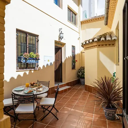 Chezmoihomes Plaza Fortuny-2