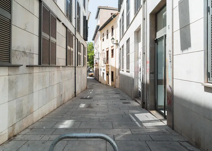 Tuguest Postigo I Catedral Apartment - Free Parking